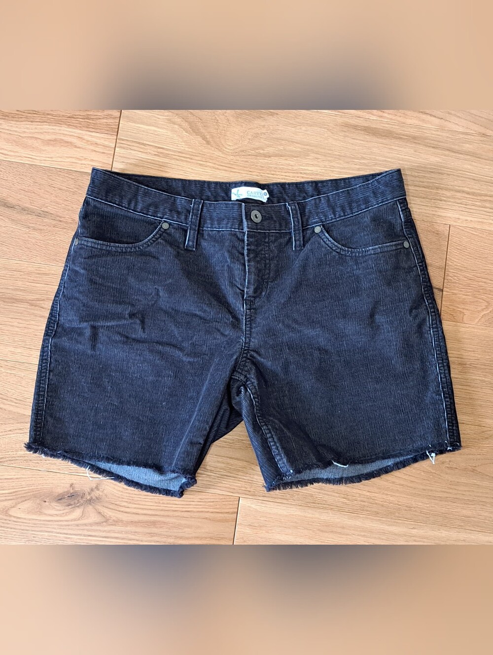 Carve Designs Oahu Corduroy Raw Hem 6" Shorts Size 4